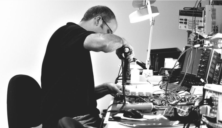 告別人工，實現應變傳感器的自動化標定